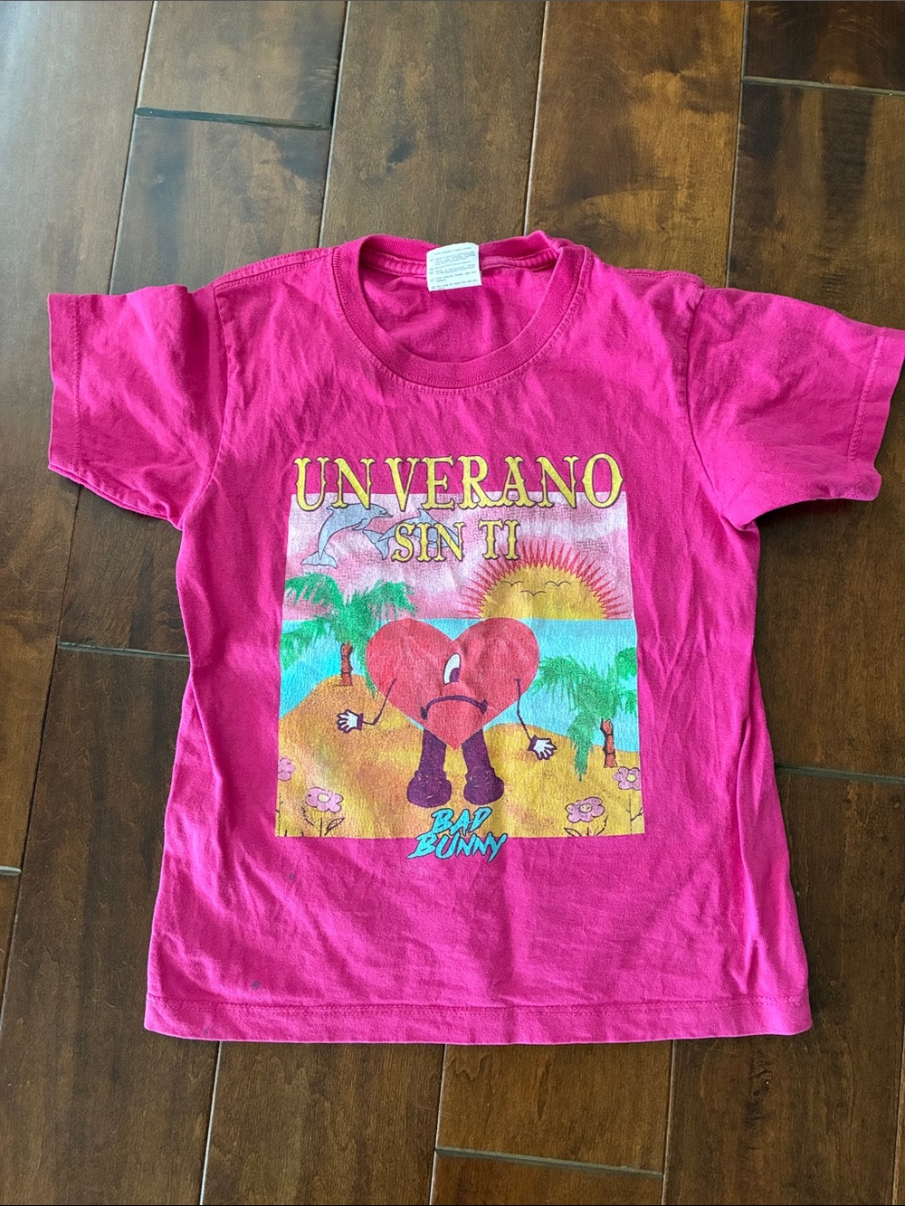 **As-Is** Bad Bunny Kids Sz M Tee Shirt Pink Short Sleeve Un Verano Sin Ti Reuse